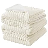 BEDELITE Kuscheldecke Flauschig Decke Groß - Dicke XXL Sherpa Decken Cremeweiß 220x240 für Bett, warme Cord Kuscheldecken Creme Weiss weiche Fleecedecke Wohndecke als Tagesdecke für Schlafzimmer