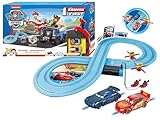 Carrera - 20063038 First Disney Pixar Cars - Power Duell Autorennbahn I 2,4m Rennstrecke I 2 ferngesteuerte Autos mit Lightning McQueen & Jackson Storm I Geschenke zu Ostern