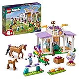 LEGO 41746 Friends Reitschule Set mit 2 Spielzeug-Pferden, Aliya und Mia Mini-Puppen, Reitstall- und Pferdespielzeug, Tierpflege-Geschenk für Kinder, Mädchen und Jungen ab 4 Jahre