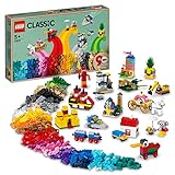 LEGO 11021 Classic 90 Jahre Spielspaß Set, Bausteine-Box mit 15 Mini-Modellen legendärer LEGO Spielzeuge, inkl. Zug und Schloss, Konstruktionsspielzeug
