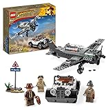 LEGO 77012 Indiana Jones Flucht vor dem Jagdflugzeug Action-Set mit baubarem Flugzeug-Modell und Oldtimer-Spielzeug-Auto, Plus 3 Minifiguren, Der letzte Kreuzzug Film